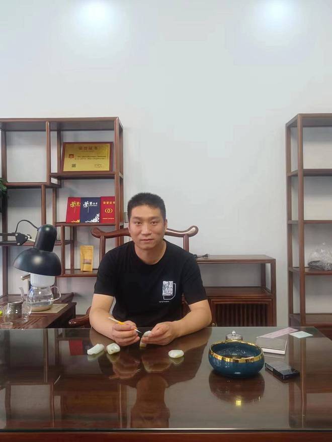 最牛的和田玉雕刻大师、玉雕名家王琳