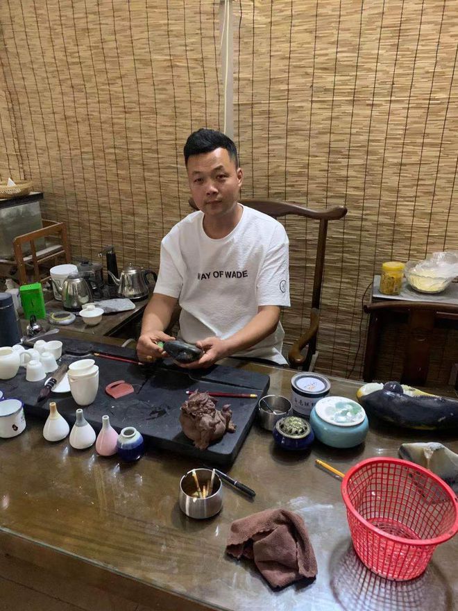 当代和田玉雕刻大师王景平